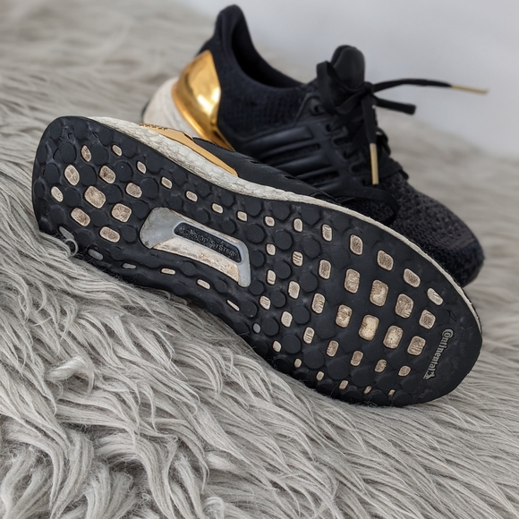 Adidas Ultraboosts Chrome Gold - Picture 3 of 3